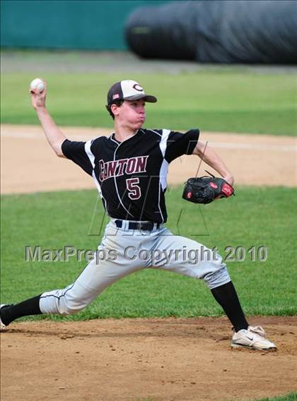 Thumbnail 2 in Coginchaug Regional vs. Canton (CIAC Class S Quarterfinal) photogallery.