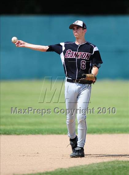 Thumbnail 1 in Coginchaug Regional vs. Canton (CIAC Class S Quarterfinal) photogallery.