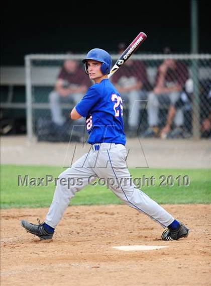 Thumbnail 2 in Coginchaug Regional vs. Canton (CIAC Class S Quarterfinal) photogallery.
