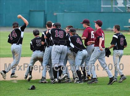 Thumbnail 3 in Coginchaug Regional vs. Canton (CIAC Class S Quarterfinal) photogallery.