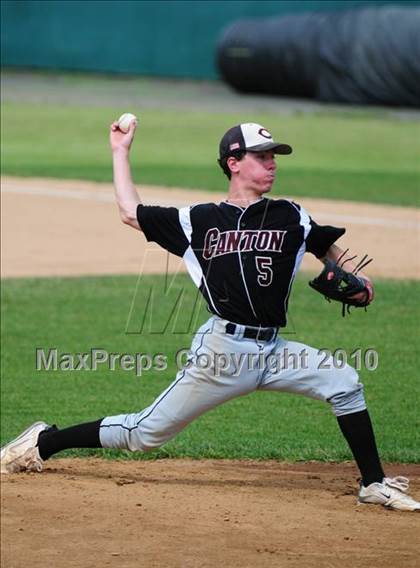 Thumbnail 3 in Coginchaug Regional vs. Canton (CIAC Class S Quarterfinal) photogallery.