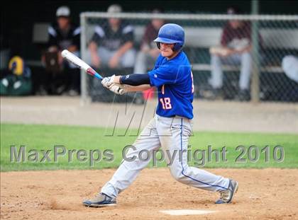 Thumbnail 2 in Coginchaug Regional vs. Canton (CIAC Class S Quarterfinal) photogallery.