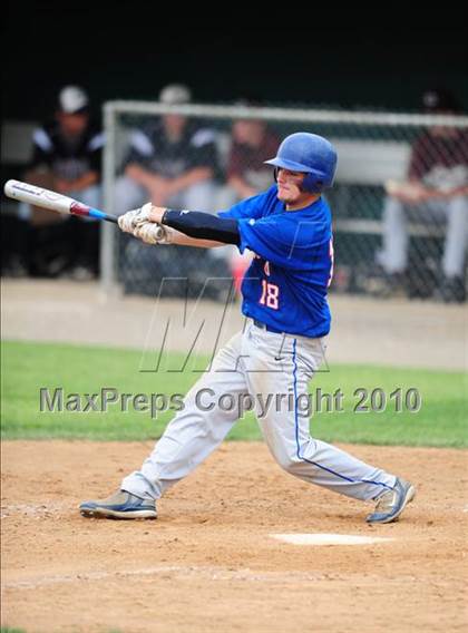 Thumbnail 1 in Coginchaug Regional vs. Canton (CIAC Class S Quarterfinal) photogallery.