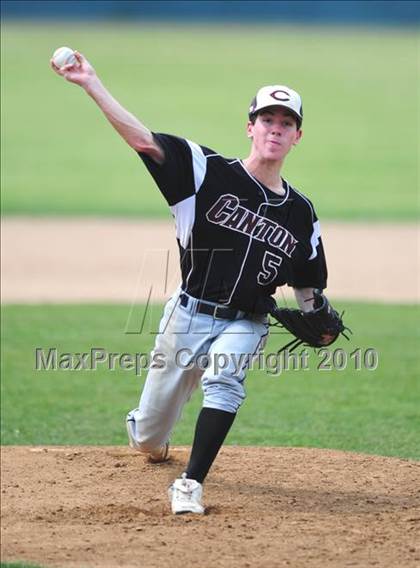 Thumbnail 1 in Coginchaug Regional vs. Canton (CIAC Class S Quarterfinal) photogallery.