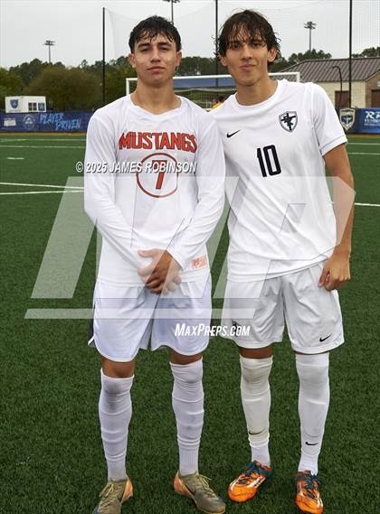 Thumbnail 2 in Northeast Florida Senior All-Star Classic photogallery.