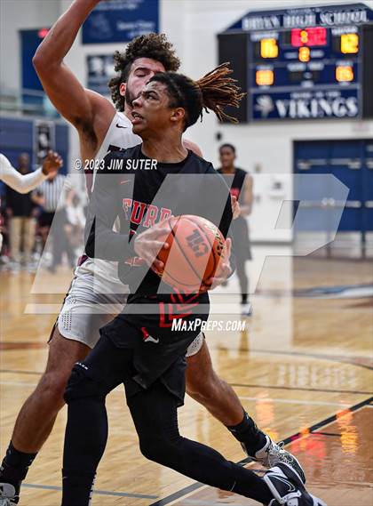 Thumbnail 1 in Furr vs Silsbee (UIL 4A Reg III Semifinal) photogallery.