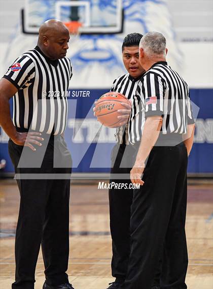 Thumbnail 3 in Furr vs Silsbee (UIL 4A Reg III Semifinal) photogallery.