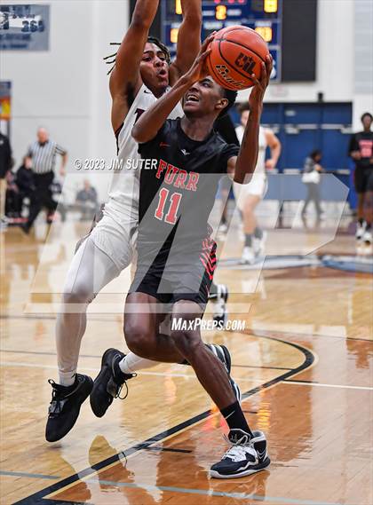 Thumbnail 1 in Furr vs Silsbee (UIL 4A Reg III Semifinal) photogallery.