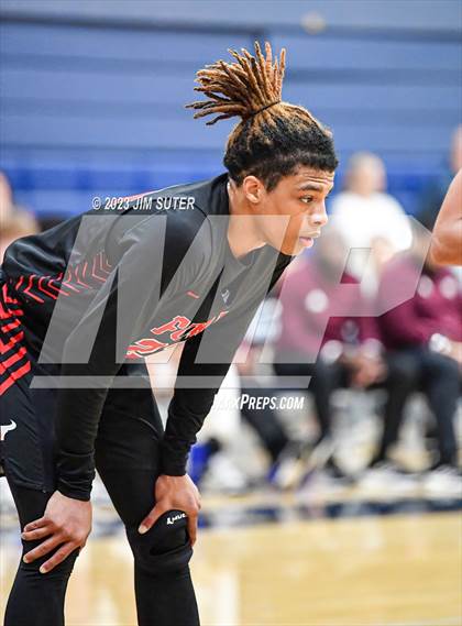 Thumbnail 1 in Furr vs Silsbee (UIL 4A Reg III Semifinal) photogallery.