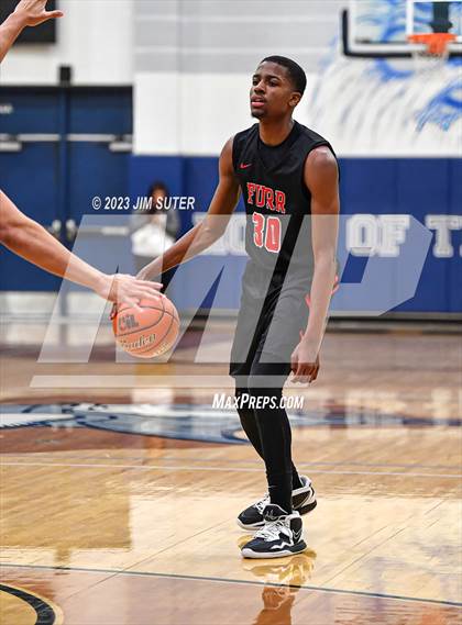 Thumbnail 2 in Furr vs Silsbee (UIL 4A Reg III Semifinal) photogallery.