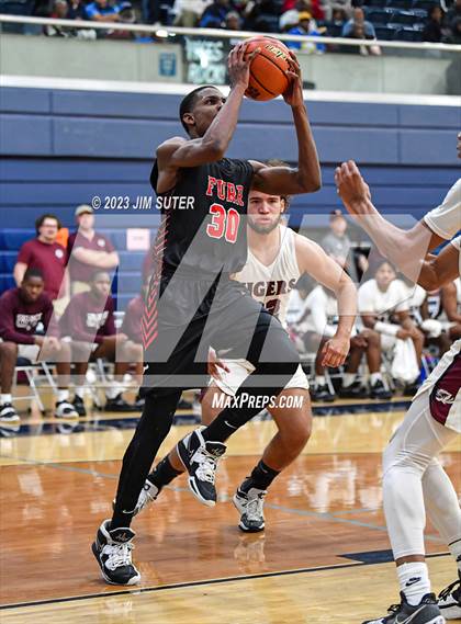 Thumbnail 1 in Furr vs Silsbee (UIL 4A Reg III Semifinal) photogallery.