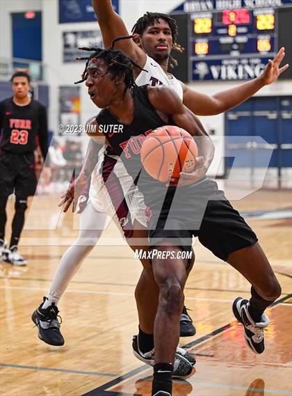 Thumbnail 2 in Furr vs Silsbee (UIL 4A Reg III Semifinal) photogallery.