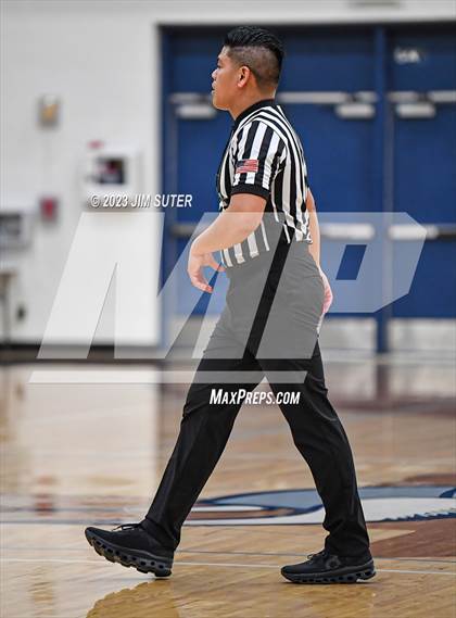 Thumbnail 3 in Furr vs Silsbee (UIL 4A Reg III Semifinal) photogallery.