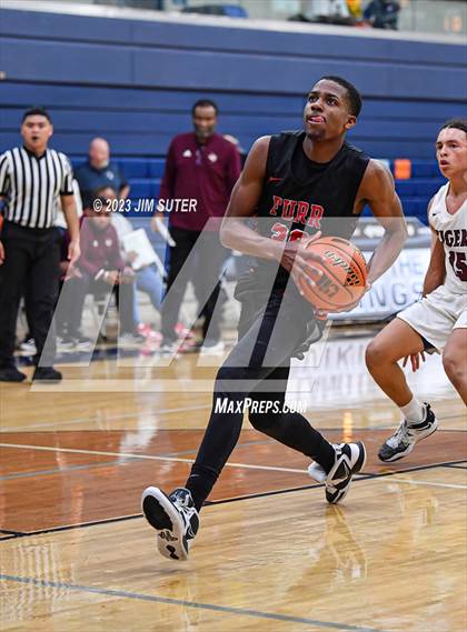 Thumbnail 1 in Furr vs Silsbee (UIL 4A Reg III Semifinal) photogallery.