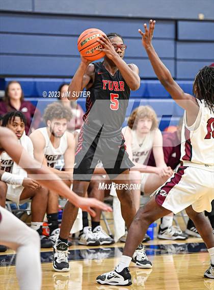 Thumbnail 3 in Furr vs Silsbee (UIL 4A Reg III Semifinal) photogallery.