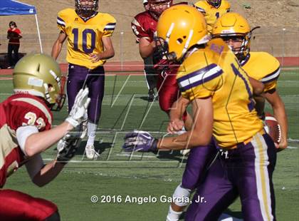 Thumbnail 1 in Escalon vs. Calaveras photogallery.