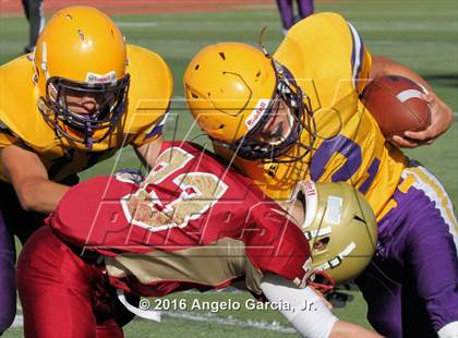 Thumbnail 2 in Escalon vs. Calaveras photogallery.