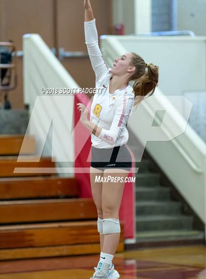 Thumbnail 2 in Torrey Pines vs. Scripps Ranch (CIF SDS Open Division Semifinal) photogallery.