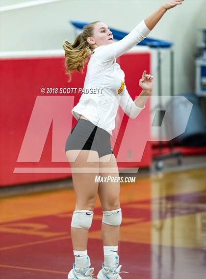 Thumbnail 2 in Torrey Pines vs. Scripps Ranch (CIF SDS Open Division Semifinal) photogallery.