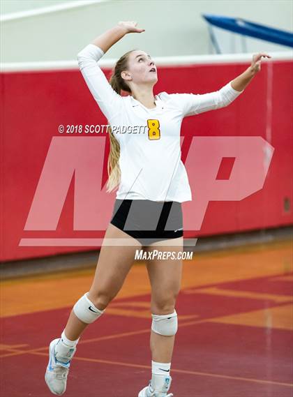 Thumbnail 1 in Torrey Pines vs. Scripps Ranch (CIF SDS Open Division Semifinal) photogallery.