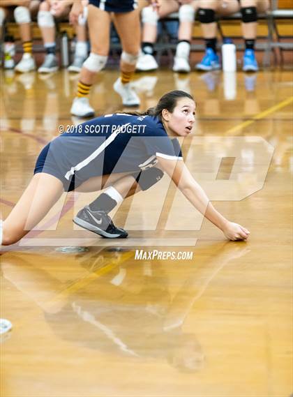 Thumbnail 2 in Torrey Pines vs. Scripps Ranch (CIF SDS Open Division Semifinal) photogallery.
