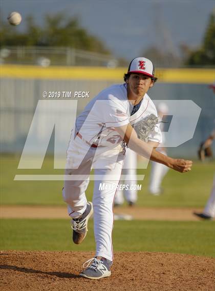 Thumbnail 1 in Canyon @ Yorba Linda photogallery.