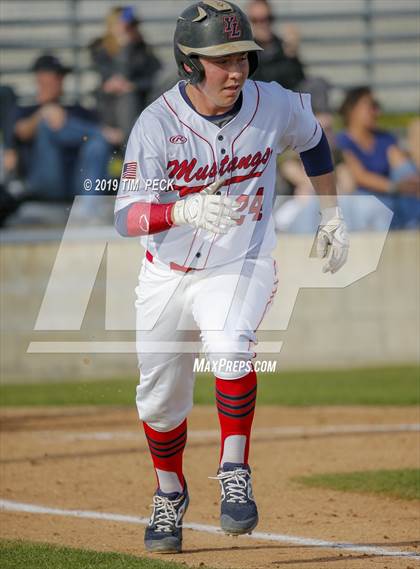 Thumbnail 1 in Canyon @ Yorba Linda photogallery.