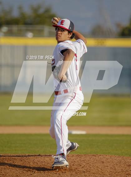 Thumbnail 3 in Canyon @ Yorba Linda photogallery.