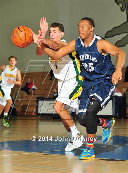 Thumbnail 2 in Silverado vs. Edison (MaxPreps Holiday Classic) photogallery.