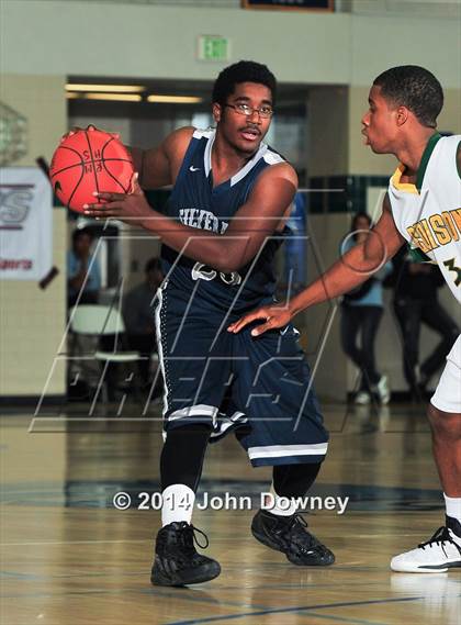 Thumbnail 3 in Silverado vs. Edison (MaxPreps Holiday Classic) photogallery.