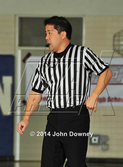Thumbnail 3 in Silverado vs. Edison (MaxPreps Holiday Classic) photogallery.