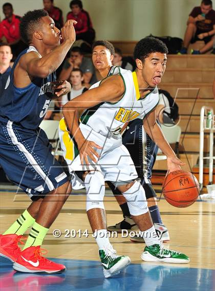 Thumbnail 1 in Silverado vs. Edison (MaxPreps Holiday Classic) photogallery.