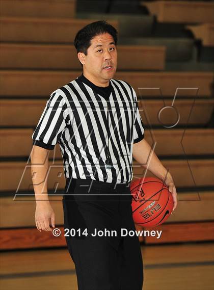 Thumbnail 1 in Silverado vs. Edison (MaxPreps Holiday Classic) photogallery.
