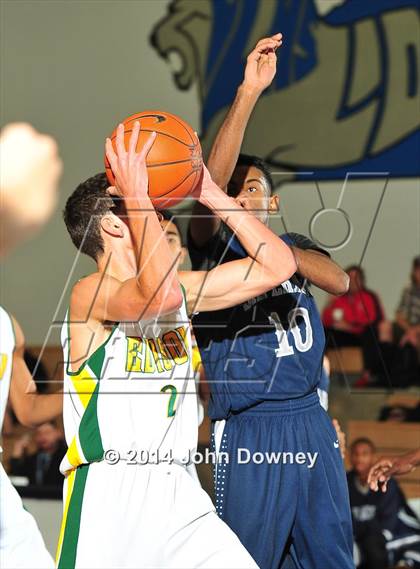 Thumbnail 2 in Silverado vs. Edison (MaxPreps Holiday Classic) photogallery.