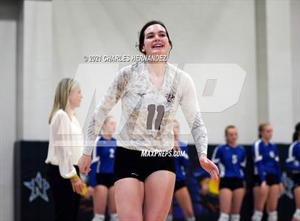 Thumbnail 1 in East Bernard vs. Hardin (UIL 3A Regional Quarterfinal) photogallery.