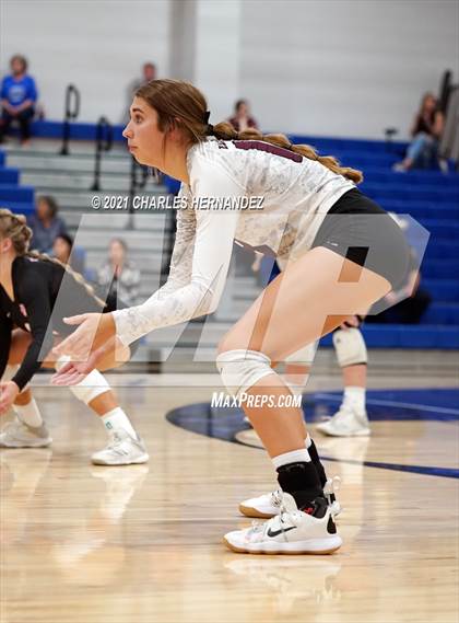 Thumbnail 3 in East Bernard vs. Hardin (UIL 3A Regional Quarterfinal) photogallery.