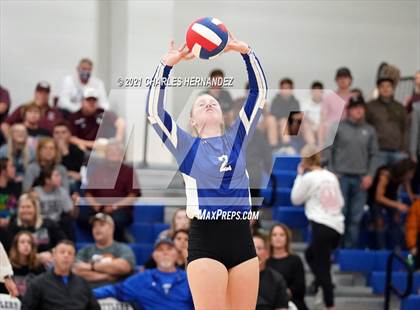Thumbnail 1 in East Bernard vs. Hardin (UIL 3A Regional Quarterfinal) photogallery.