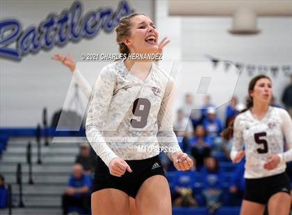 Thumbnail 3 in East Bernard vs. Hardin (UIL 3A Regional Quarterfinal) photogallery.