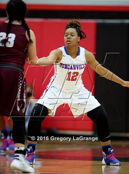 Thumbnail 1 in Duncanville vs. Plano photogallery.