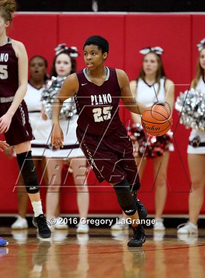 Thumbnail 1 in Duncanville vs. Plano photogallery.