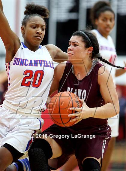 Thumbnail 2 in Duncanville vs. Plano photogallery.