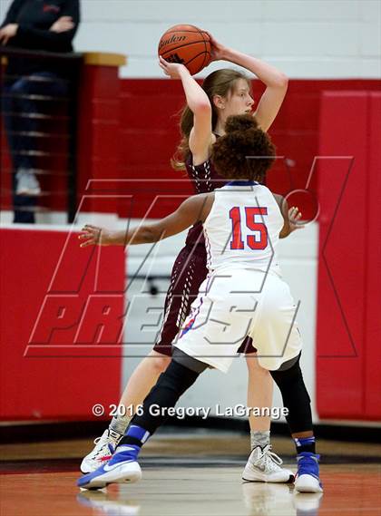 Thumbnail 1 in Duncanville vs. Plano photogallery.