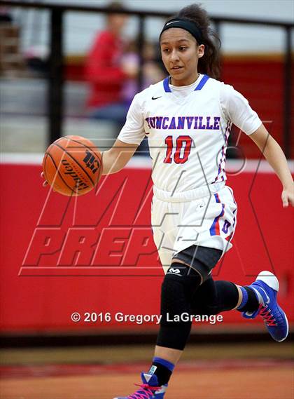 Thumbnail 1 in Duncanville vs. Plano photogallery.