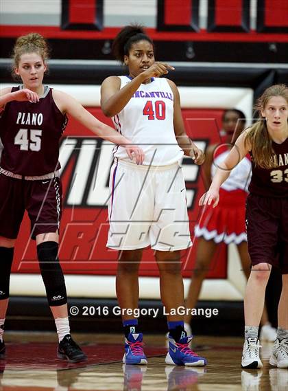Thumbnail 1 in Duncanville vs. Plano photogallery.