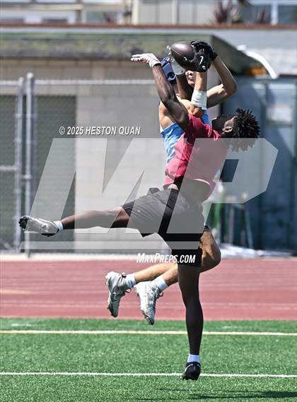 Thumbnail 3 in Mission Hills vs. Corona del Mar  (Battle at the Beach) photogallery.