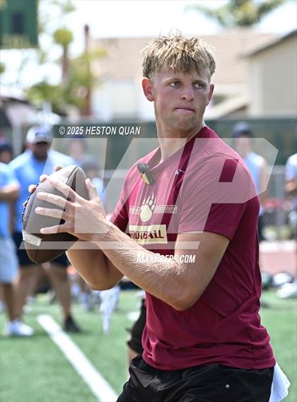 Thumbnail 2 in Mission Hills vs. Corona del Mar  (Battle at the Beach) photogallery.