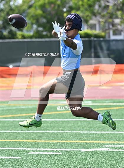 Thumbnail 1 in Mission Hills vs. Corona del Mar  (Battle at the Beach) photogallery.