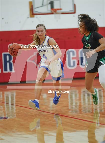 Thumbnail 3 in Southlake Carroll vs. Frenship (UIL Basketball 6A Regional Quarterfinal) photogallery.