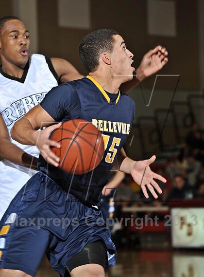 Thumbnail 3 in Miller vs. Bellevue (MaxPreps Holiday Classic) photogallery.
