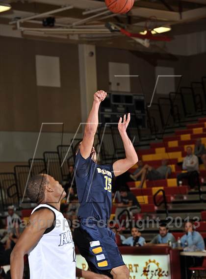 Thumbnail 3 in Miller vs. Bellevue (MaxPreps Holiday Classic) photogallery.